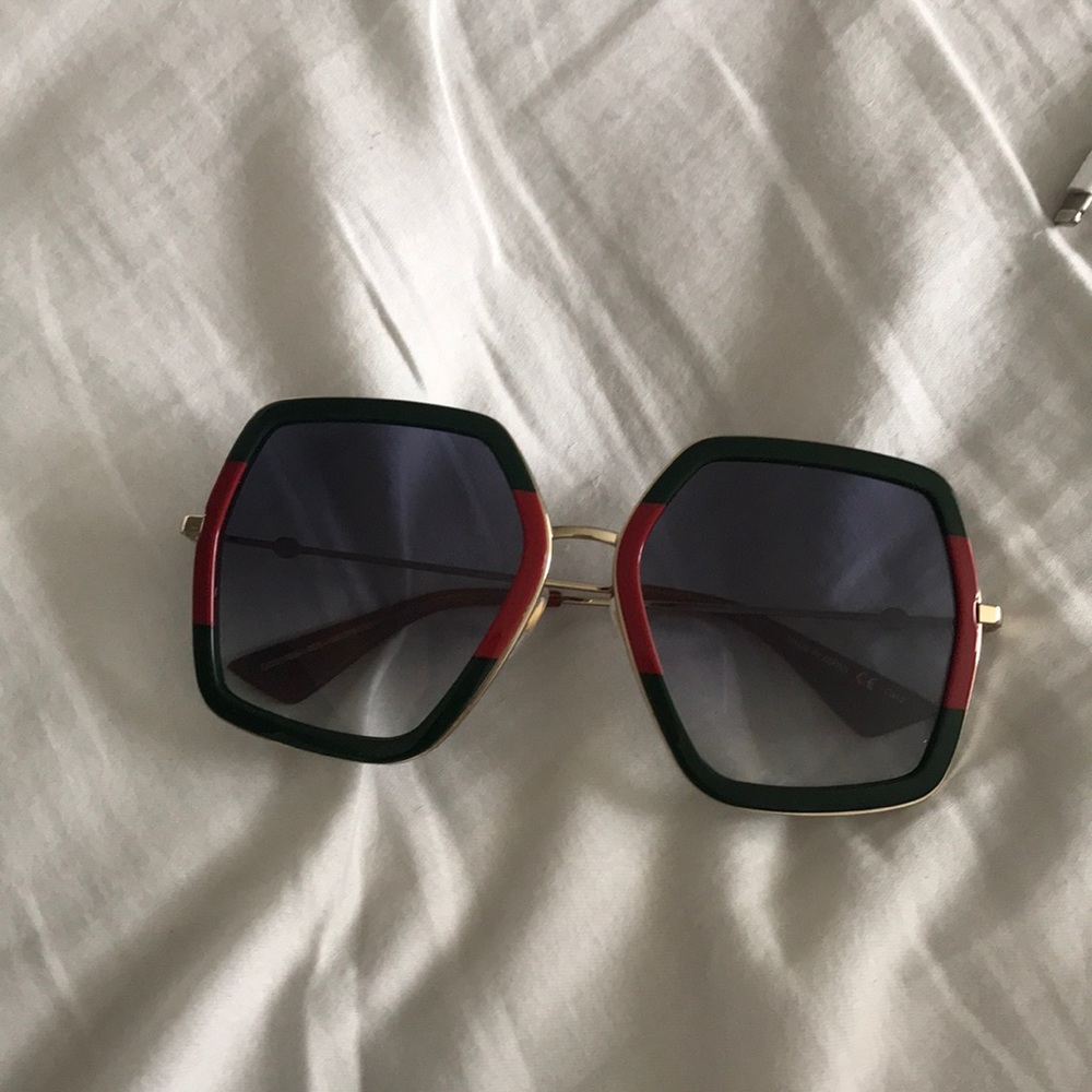 Gucci oversized square glasses